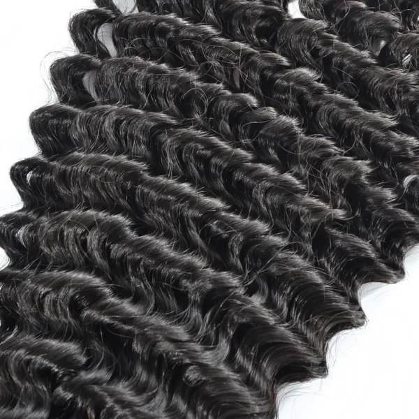 Waviii Luxe Deep Curly Bundles - Image 2