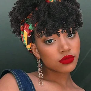 Waviii Luxe – Short Bob Wig – Synthetic Hair with headscarf and tassel