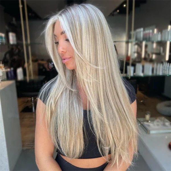 Waviii Luxe – Straight Wig – Long/Short Human Hair Ash Blonde /Blonde - Image 2