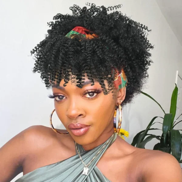 Waviii Luxe – Short Bob Wig – Synthetic Hair with headscarf and tassel - Image 2